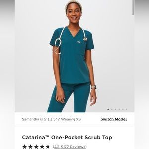 FIGS Women’s M Scrub Top